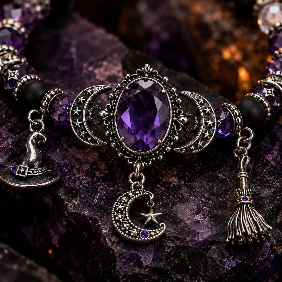 🔮 Bracelet with witch crystal and moon charm