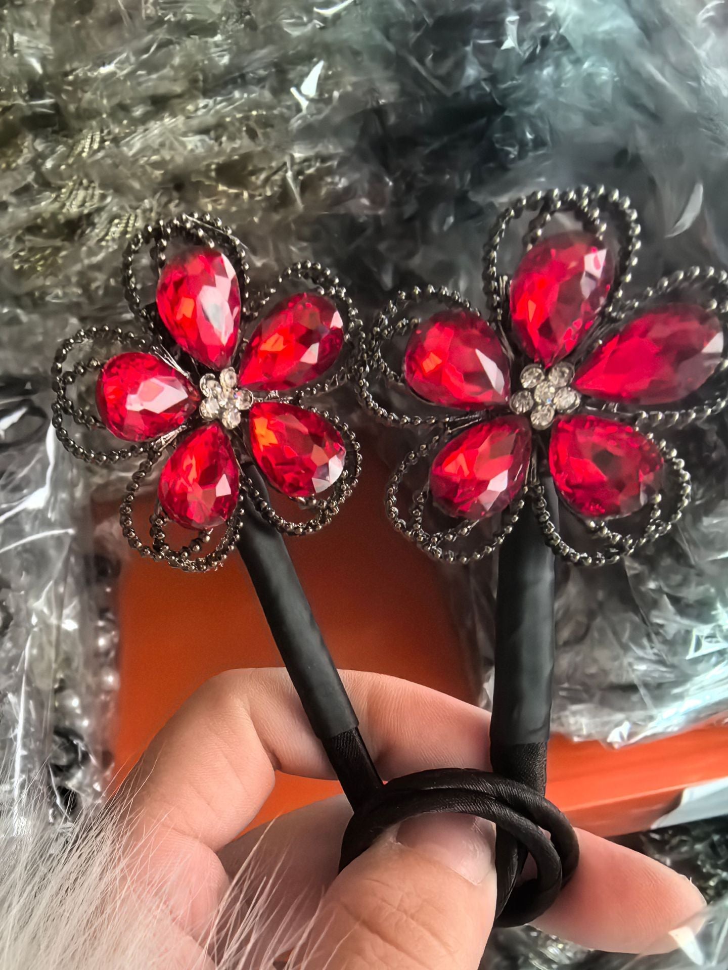 Platinum Plated Zirconia Butterfly Clip / Stylish Hair Clip