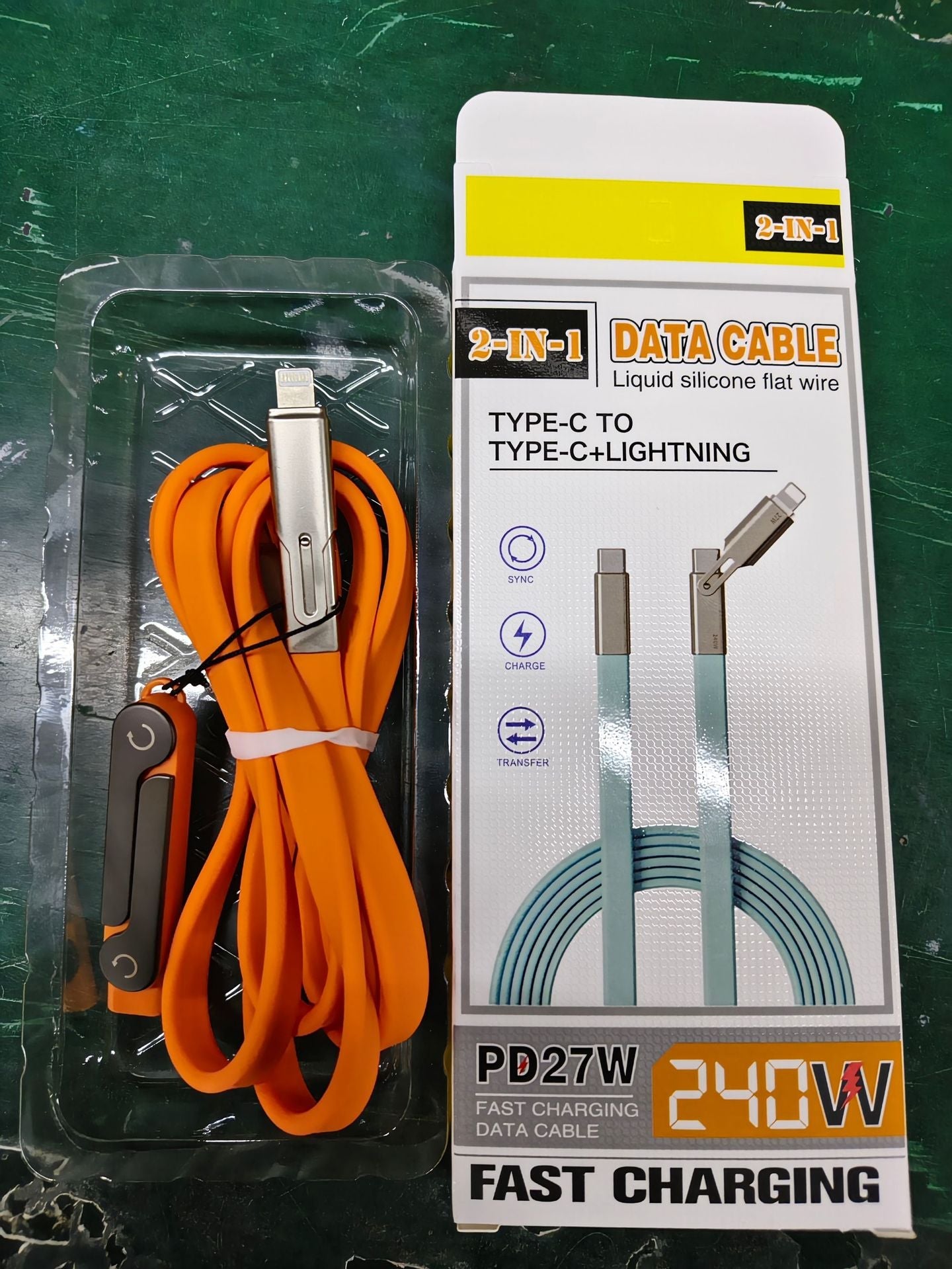 2-in-1 240W Pikalaturi & Taitettava Puhelinteline: USB-C–USB-C – Katso Videoita ja Lataa Samanaikaisesti – Yhteensopiva iPhone 15-17, Huawei, Xiaomi, Honor