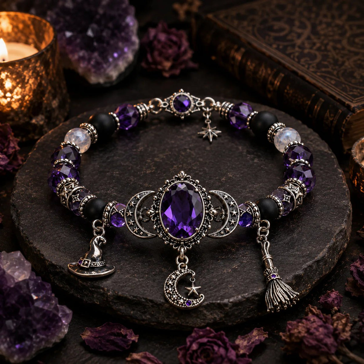 🔮 Bracelet with witch crystal and moon charm
