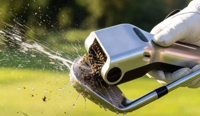Electric Golf Club Cleaner / Dual-Bristle Portable Groove Brush with Carabiner Clip