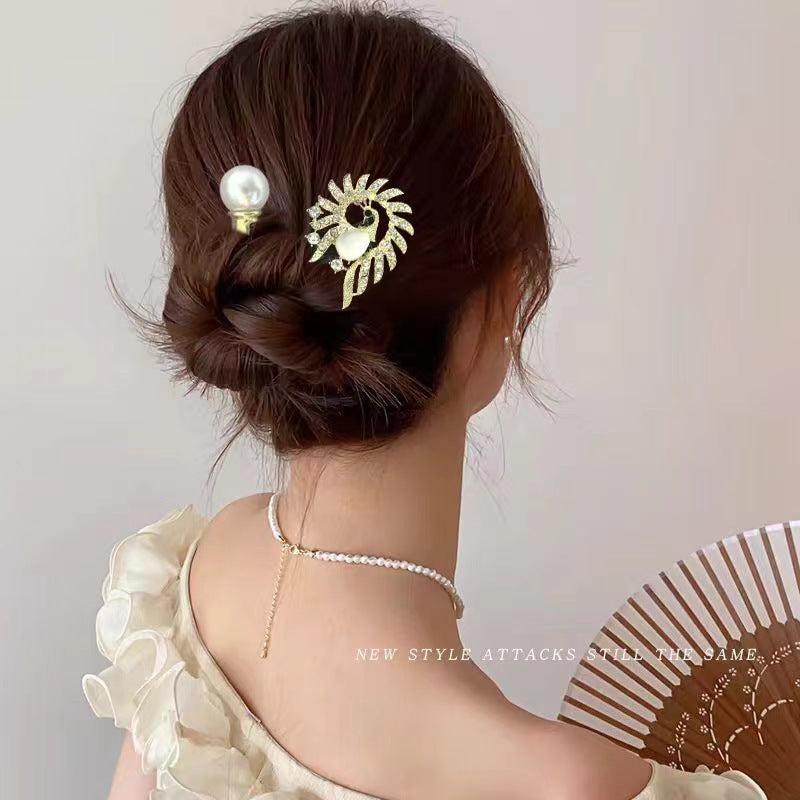 Platinum Plated Zirconia Butterfly Clip / Stylish Hair Clip