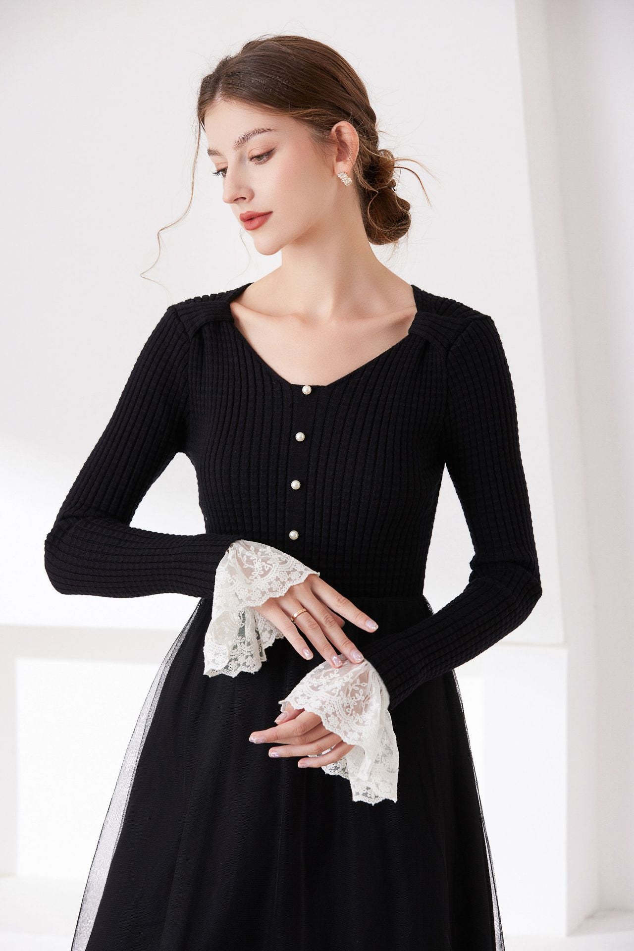 Korean Lace Sleeve / Detachable Romantic Sleeve and Ankle Decoration