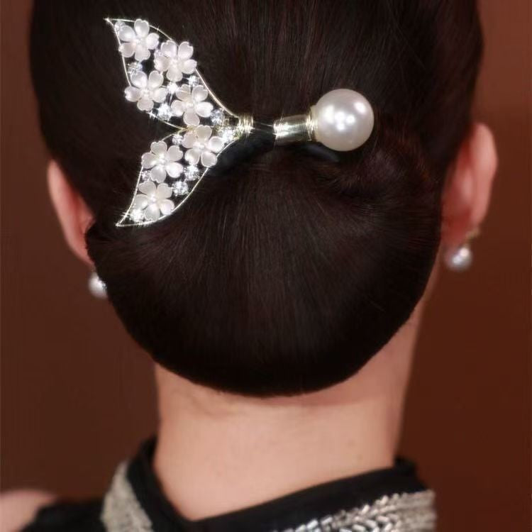 Platinum Plated Zirconia Butterfly Clip / Stylish Hair Clip