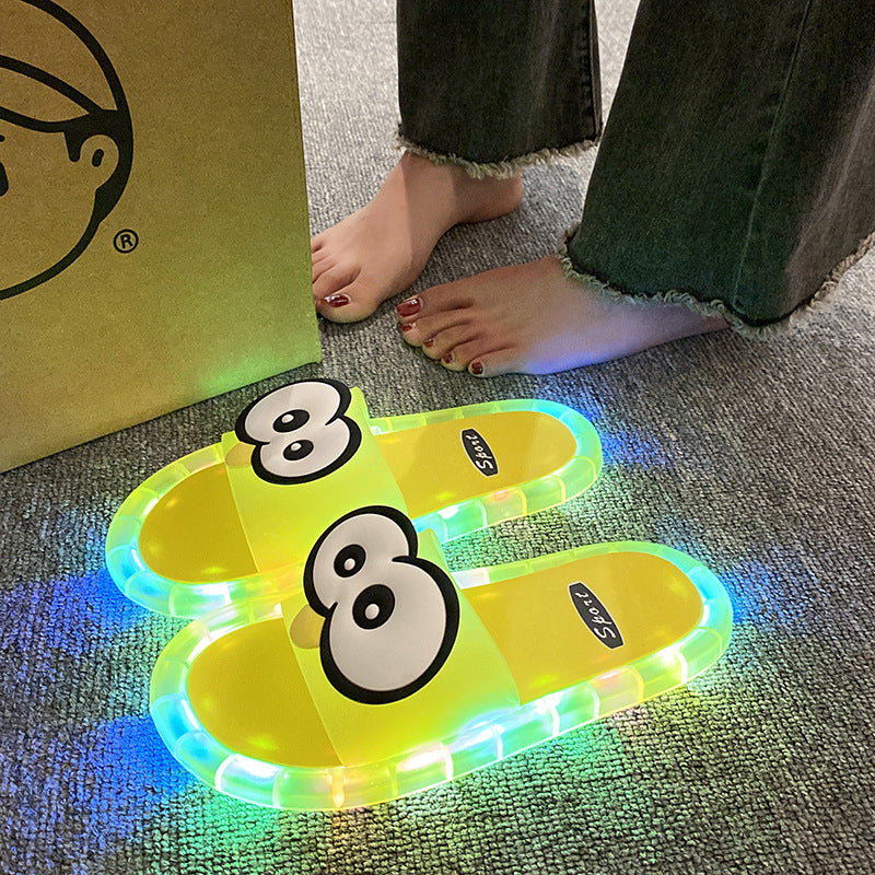👣Cute Cartoon Light Up Slippers