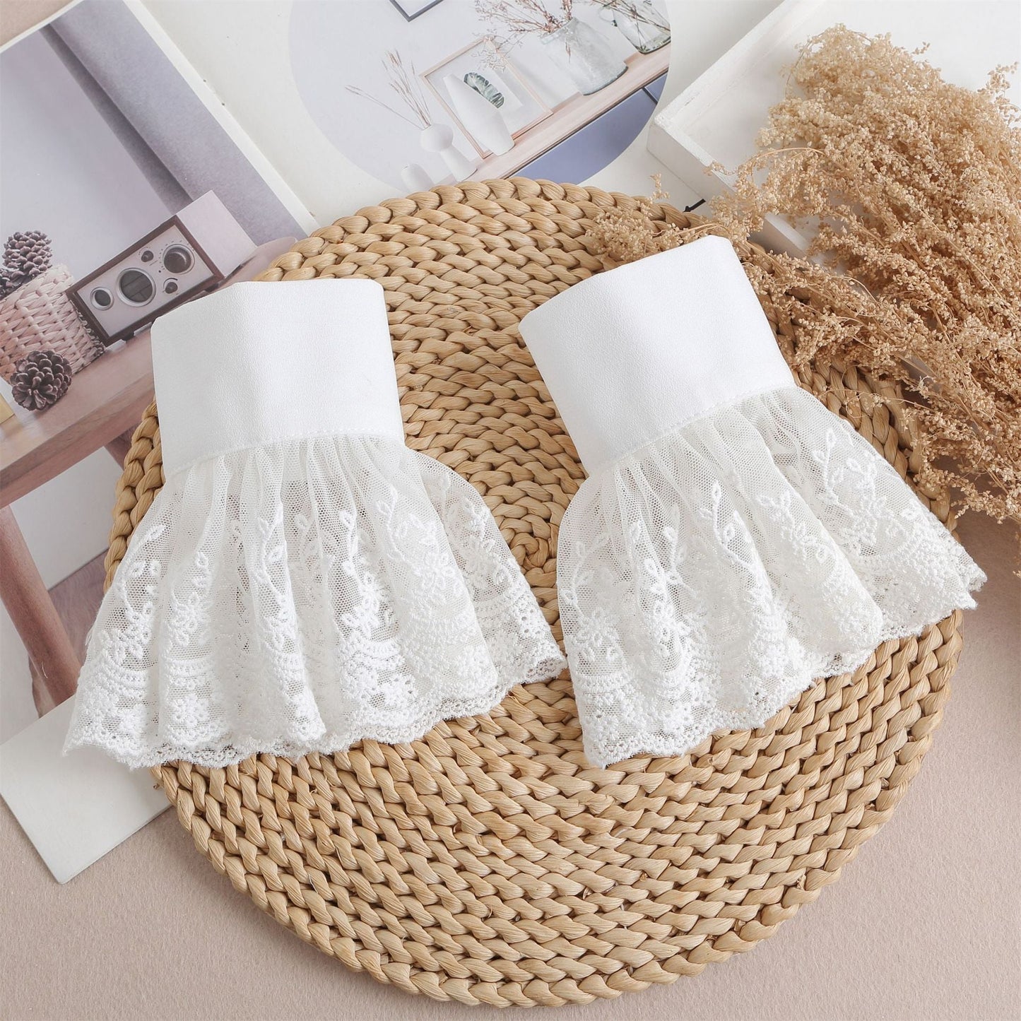 Korean Lace Sleeve / Detachable Romantic Sleeve and Ankle Decoration