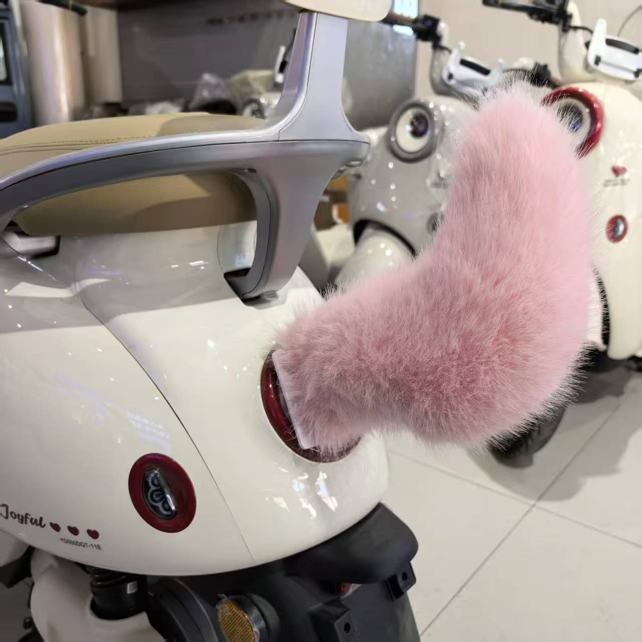 Remote Control Fox Tail for Motorcycle / Car – Removable Soft Decoration that Swings