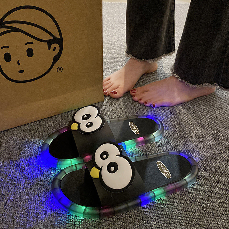👣Cute Cartoon Light Up Slippers