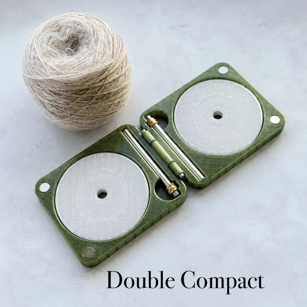 🧶Portable yarn holder for crocheting and knitting