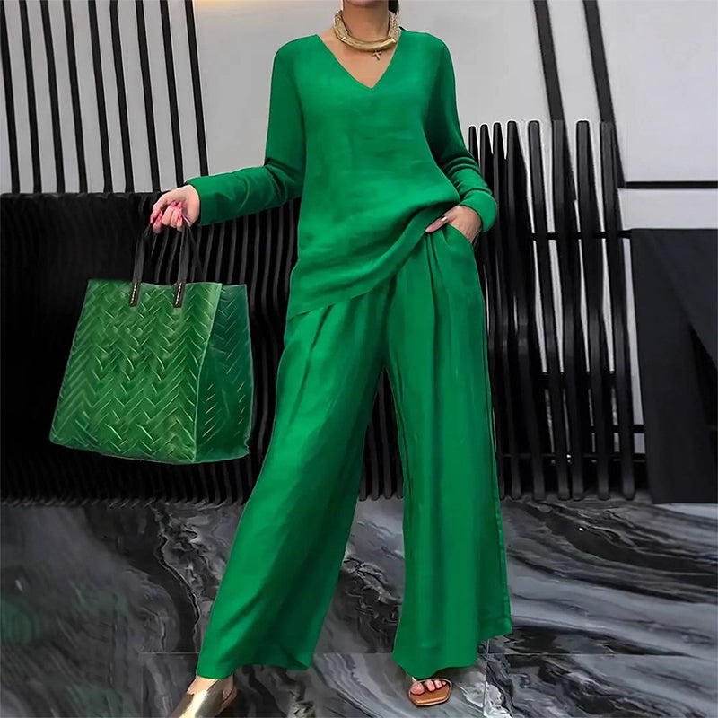 ✨ NEW! Women's loungewear set with V-neck and wide leg